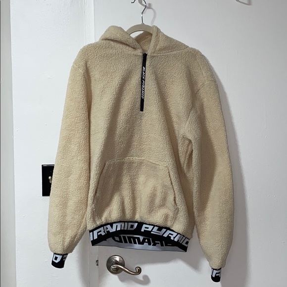 black pyramid sherpa hoodie